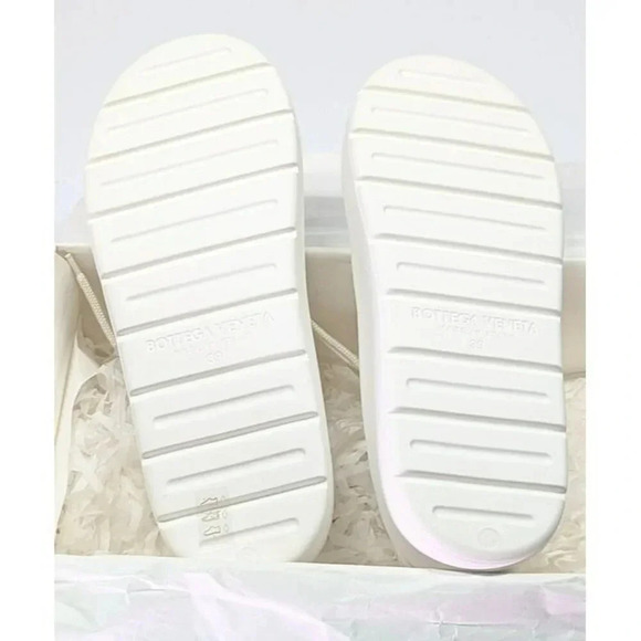 Bottega Veneta Women's White Jelly Lace Up Sandals Size 39 EU (MSRP $490) - Picture 9 of 10
